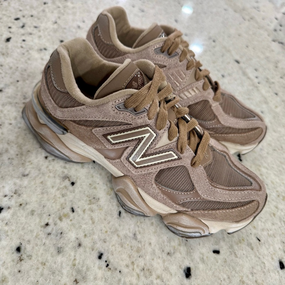 New Balance 9060 Sneakers